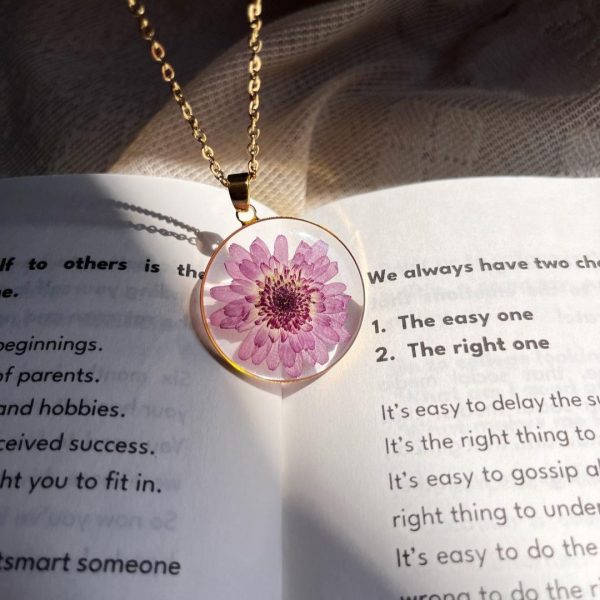 PURPLE CHRYSANTHEMUM PENDANT